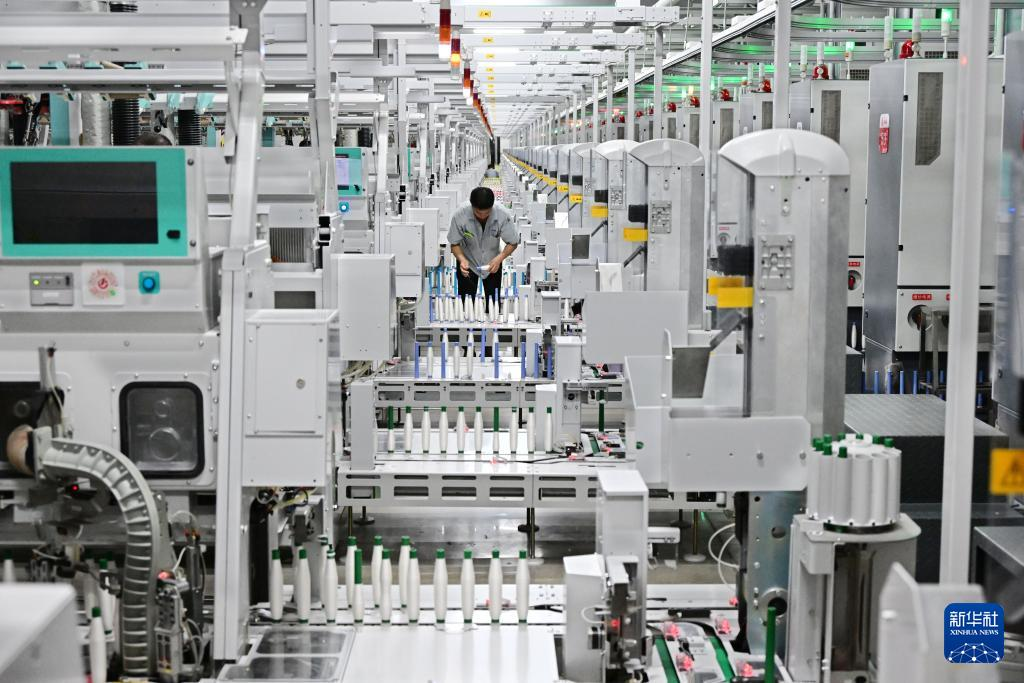 Optimized Employment Structure in the Garment Industry: Over 500,000 New High-end Jobs Created in 2026, Salaries of Designers and Technical Talents Rise Sharply 图片 4
