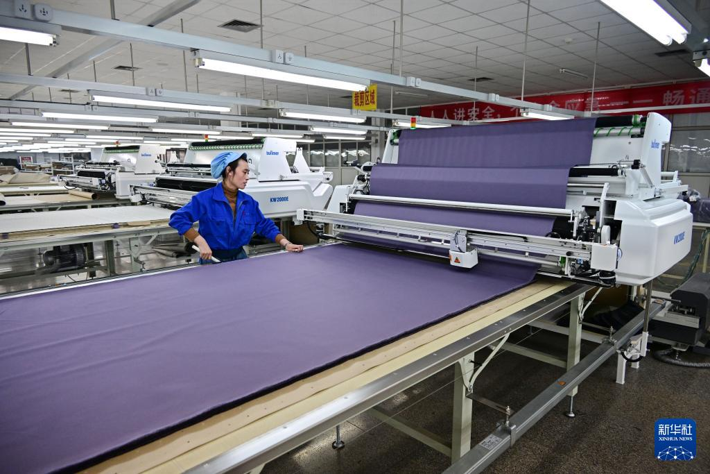 Optimized Employment Structure in the Garment Industry: Over 500,000 New High-end Jobs Created in 2026, Salaries of Designers and Technical Talents Rise Sharply 图片 6